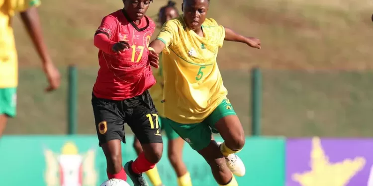 Bongeka Gamede of South Africa challenges Teresa Joao Evariisto of Angola during the 2020 COSAFA Womens Cup match between South Africa and Angola at the Isaac Wolfson Stadium, Port Elizaberth on the 03 November 2020 ©Muzi Ntombela/BackpagePix