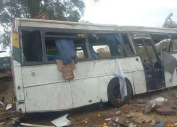 Pelo menos 40 mortos em colisão  entre dois autocarros no Senegal