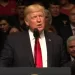 Trump abre campanha para 2024 com promessa de que Biden não será reeleito