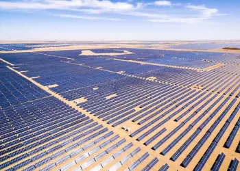 Consórcio entre Sonangol e Eni entrega  solução para energia limpa no Namibe