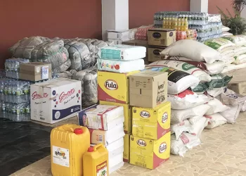 Crianças dos Lares das Mercês  e Kudielela beneficiam de bens alimentares
