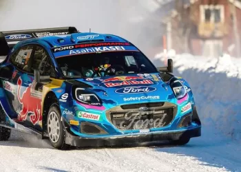 Tanak vence na Suécia e sobe à  liderança do Campeonato do Mundo