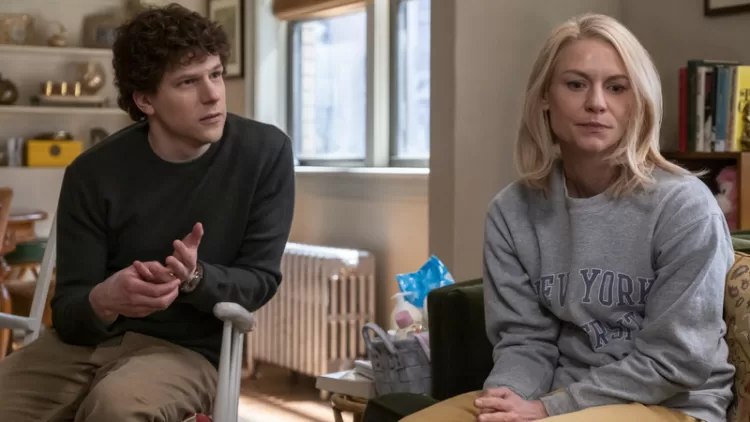“FLEISHMAN IS IN TROUBLE” -- "Free Pass" -- Season 1, Episode 3 (Airs November 24) Pictured (L-R): Claire Danes as Rachel Fleishman, Jesse Eisenberg as Toby Fleishman. CR: Linda Kallerus/FX