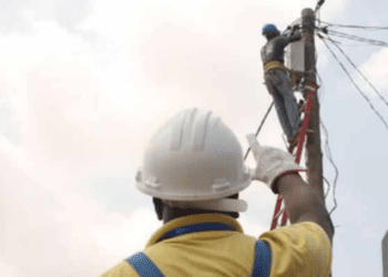 Quiminha e Tonha Xiri no Icolo e Bengo  beneficiam de energia eléctrica