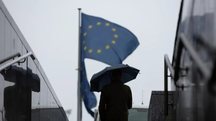Sanções contra mídia russa violam  direitos dos cidadãos europeus, diz  diplomacia da Rússia na UE