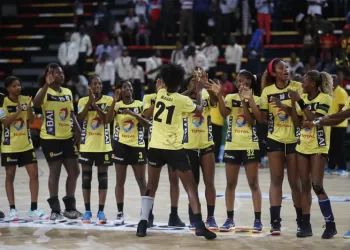 Pérolas a caminho da cidade do  Cairo tendo em vista a 1ª semana da IHF