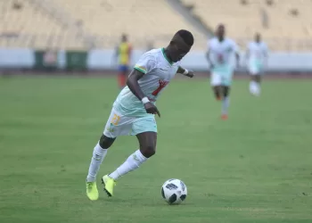 Silvestre Pelé com tarefa fácil  diante do Isaac de Benguela