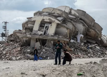 Sismo: Turquia detém 184 suspeitos  de construções corruptas em prédios