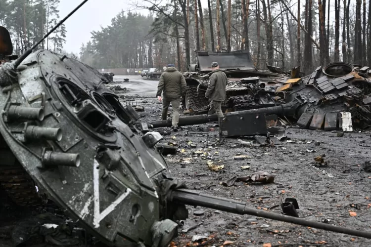 Rússia anuncia ruptura de linhas defensivas ucranianas em Lugansk