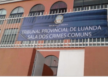 Tribunal retoma hoje julgamento de jovens acusados de vandalizar bens públicos