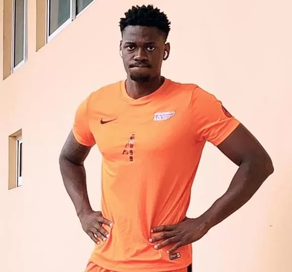 “Não posso ainda falar dos clubes que têm interesse no meu passe’