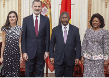 Primeira-dama e Rainha de Espanha falam sobre educação de meninas