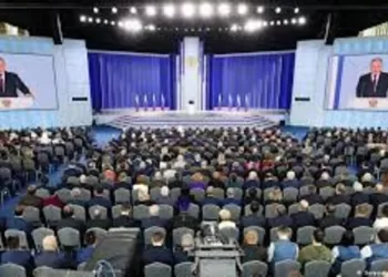 Putin garante que Rússia  alcançará “passo a passo” objectivos na Ucrânia