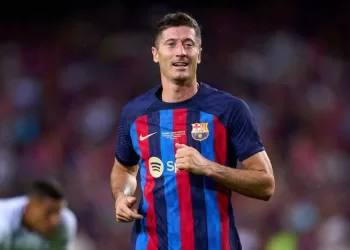 Lewandowski lesiona-se e  falha Real Madrid