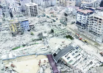 Número de mortos na Turquia sobe para 43.556