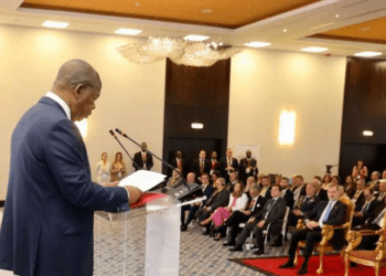 Angola vai construir um complexo industrial farmacêutico