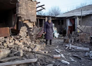 HRW pede a Kyiv  que investigue uso de minas contra russos