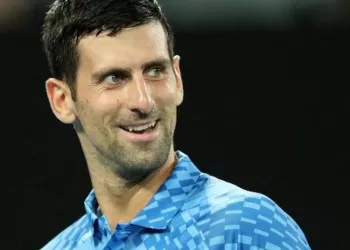 Djokovic bate recorde no topo