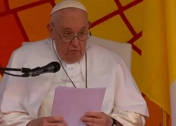 Papa apela à “deposição de armas” e fim do “ciclo de violência” na RDC