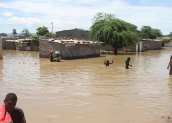 Chuva deixa mais de 60 pessoas ao relento no Cuimba