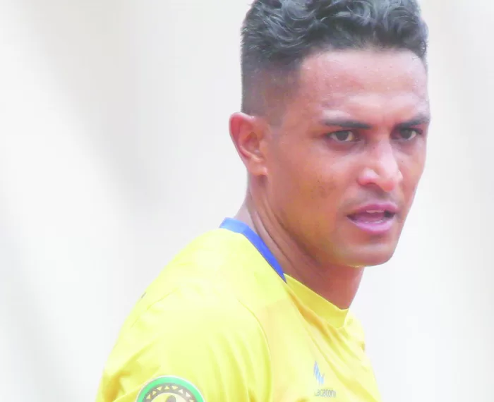 Tiago Azulão, uma ameaça para qualquer defesa