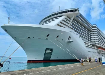 Turismo reforçado com a chegada de mais um navio cruzeiro
