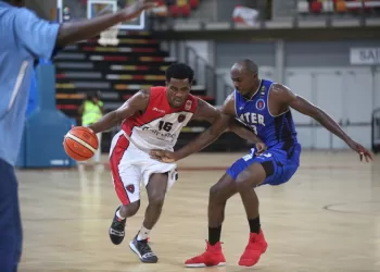 Militares começam com vitória meias-finais do Unitel Basket