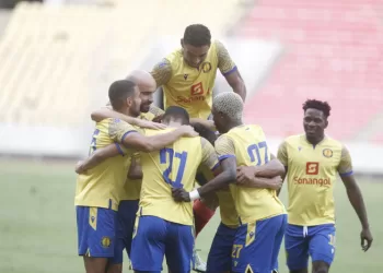 Petro de Luanda recupera liderança com goleada à moda antiga