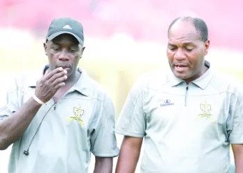 “O clássico será decisivo para o título”