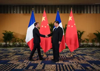 Macron visita China com foco na Ucrânia  e relações económicas