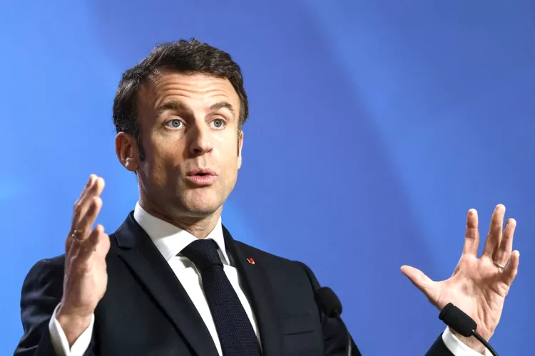 Macron não quer europeus “vassalos” dos norte