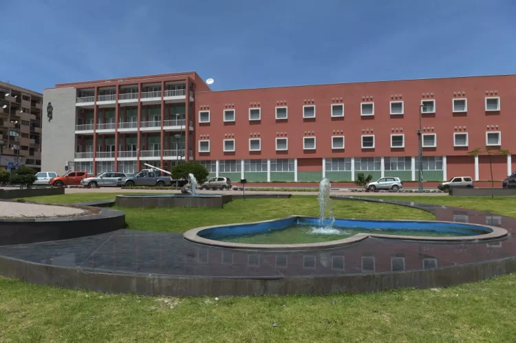 Hospital do Lubango carece de mais de 100 enfermeiros de especialidades