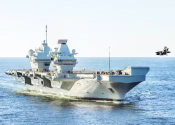 Reino Unido pode enviar navio de guerra para implantação permanente no Indo-Pacífico, diz mídia