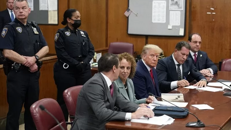 Trump sobre as 34 acusações de que é alvo. “É um insulto ao nosso país”