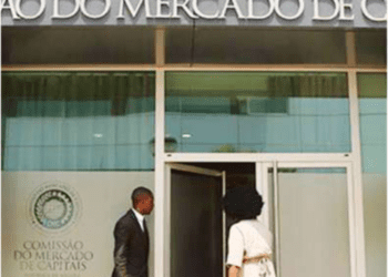 Registada primeira pessoa singular na condição de auditor externo