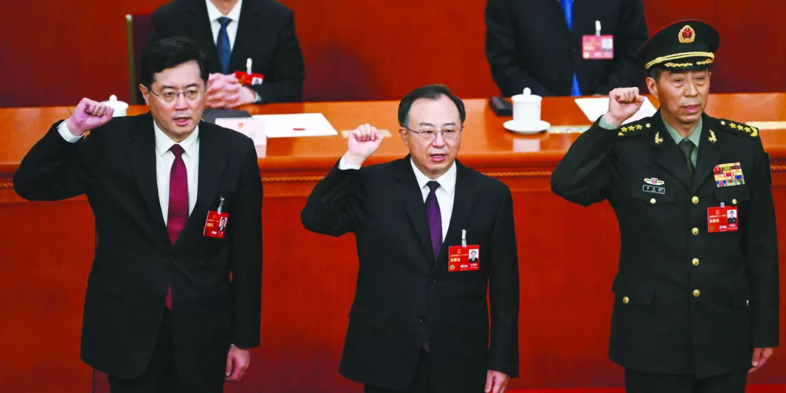 Pequim pronta para “fortalecer comunicação” entre exército chinês e russo