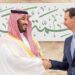 Abraço do príncipe herdeiro saudita a Assad envia forte sinal aos EUA