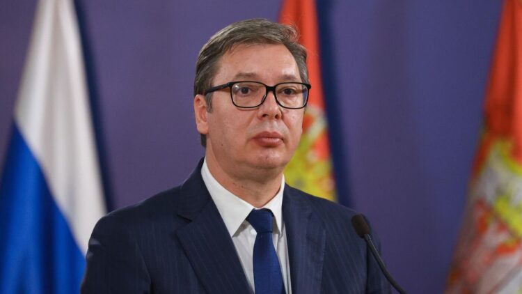 KFOR da OTAN vira factor de escalada no Kosovo, por falta de profissionalismo
