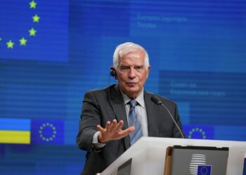 Borrell devia estudar regras da UE antes de ameaçar Nova Deli sobre petróleo