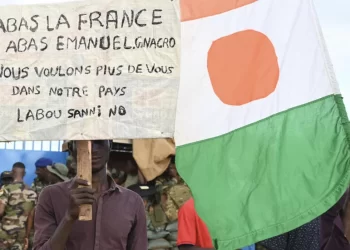 Militares do Níger acusam Paris de preparar “agressão”