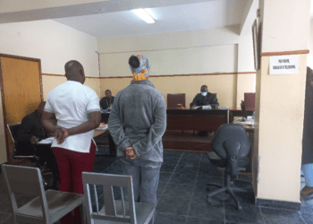 Miss Huíla “arrasta” agente dos Serviços Prisionais às barras do Tribunal