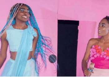 Reinado de Nzinga A Mbandi retratado em sessão de ópera