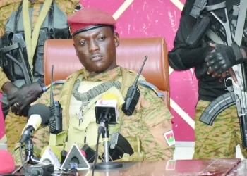 Governo de transição do Burkina Faso denuncia tentativa de golpe de Estado