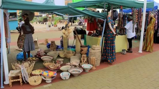 Feira de Artesanato de Luanda arranca com 42 expositores