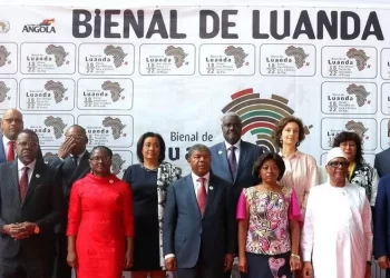 Educação atrai foco na Bienal de Luanda