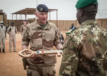 França reconhece fim da cooperação militar com Níger