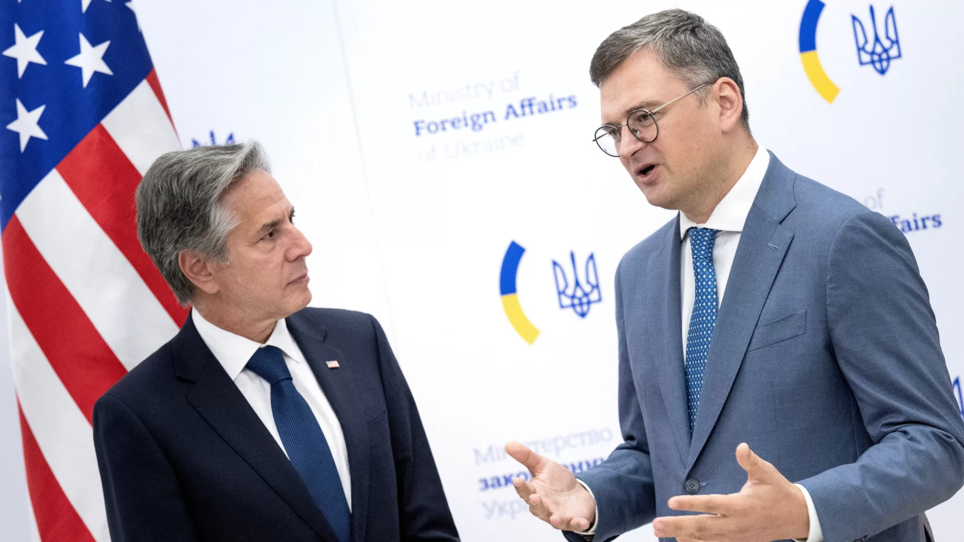 Blinken elogia “bom progresso” da contraofensiva, mas Kremlin desvaloriza
