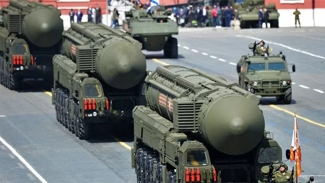 À beira da guerra nuclear: por que o Ocidente aumenta o grau de confronto