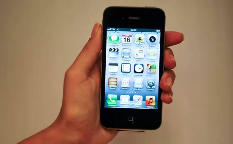 EUA espiam biliões de pessoas através do fluxo de informações de smartphones, alerta mídia