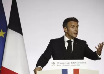 Macron quer direito ao aborto na Constituição “o mais rápido possível